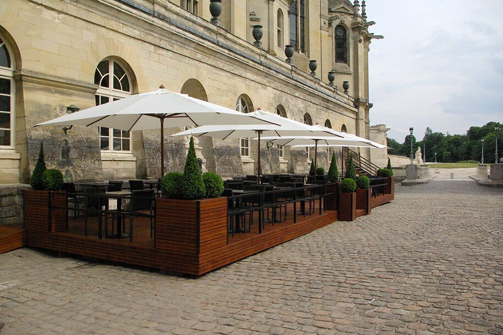 Espaces Extérieurs, Nature Végétale aménage vos extérieurs pour le bien-être de vos collaborateurs grâce aux plantes et mobilier végétal