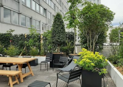 Aménagement terrasse plante mobilier